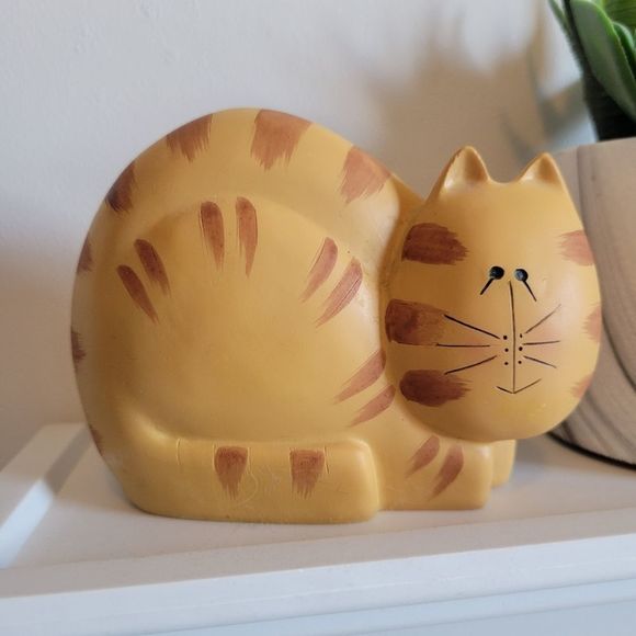Cute cat figurine - Picture 1 of 6